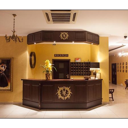Hotel Lord Debica المظهر الخارجي الصورة