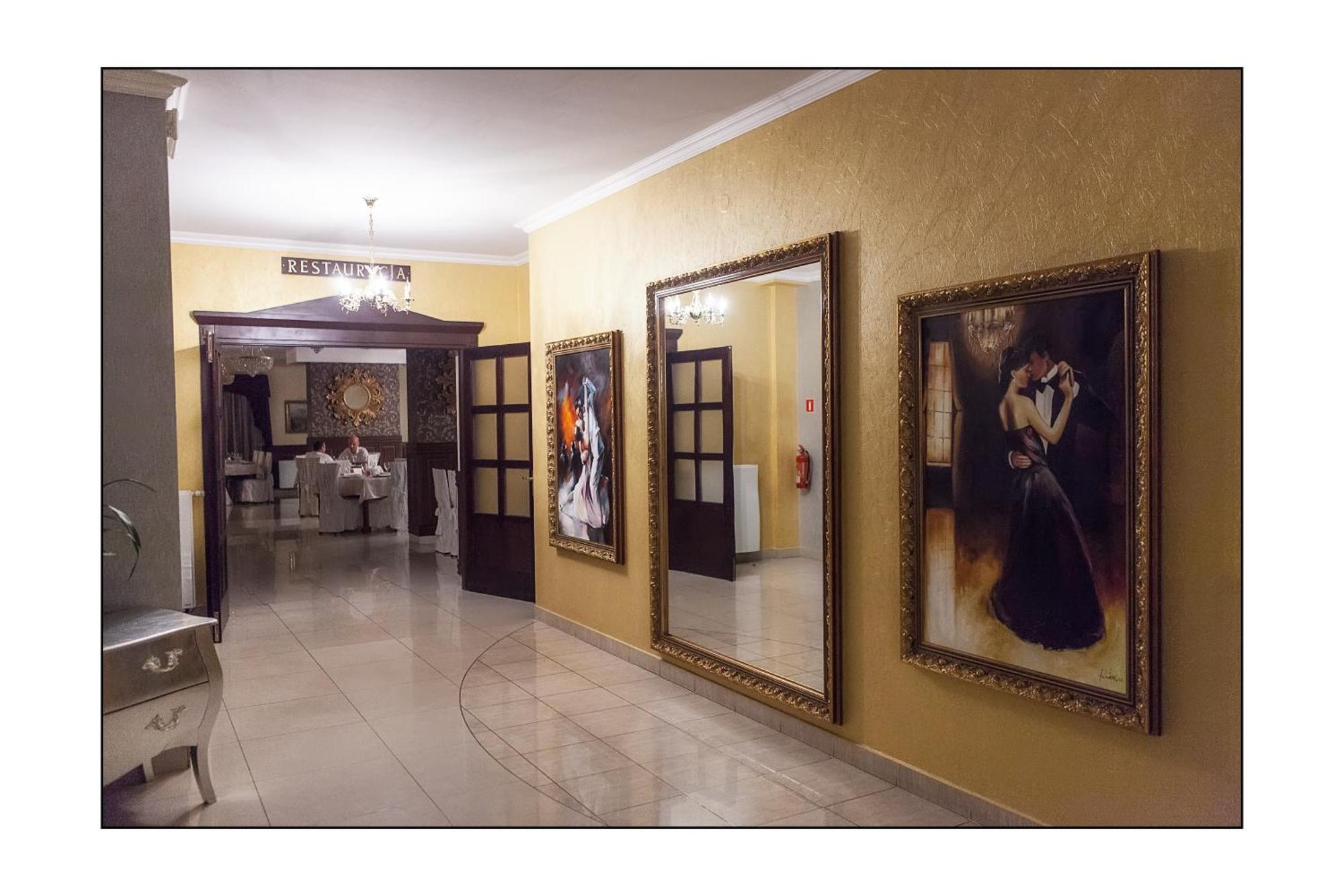 Hotel Lord Debica المظهر الخارجي الصورة